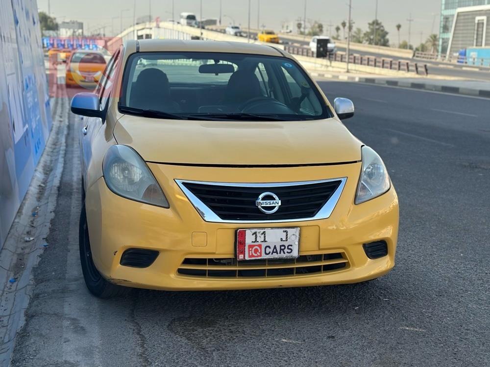 نيسان فيرسا